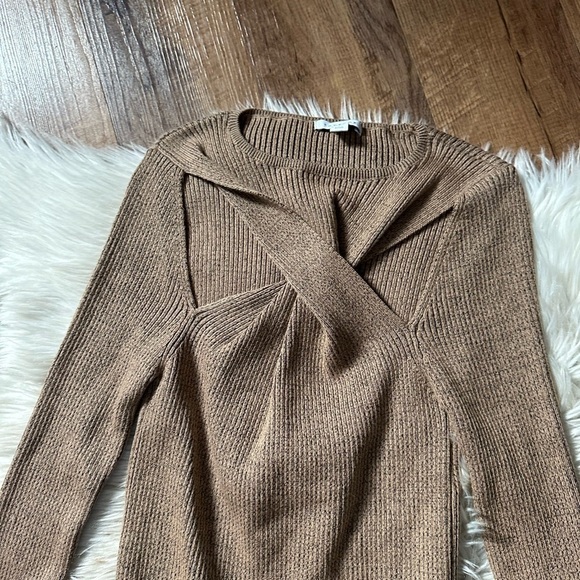 TOPSHOP Knit Twist Cut Out Sweater Top In Camel - Picture 6 of 7